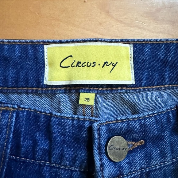 NWT Circus NY Low Rise Wide Jean - Picture 5 of 8